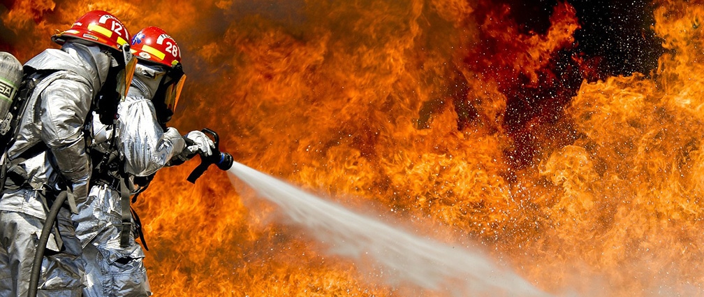 fire fighter against fire