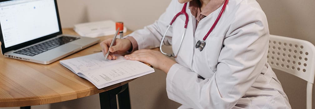 keeping medical records